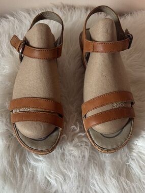 Eddie Bauer Tan Leather Double-Strap Ankle Sandals